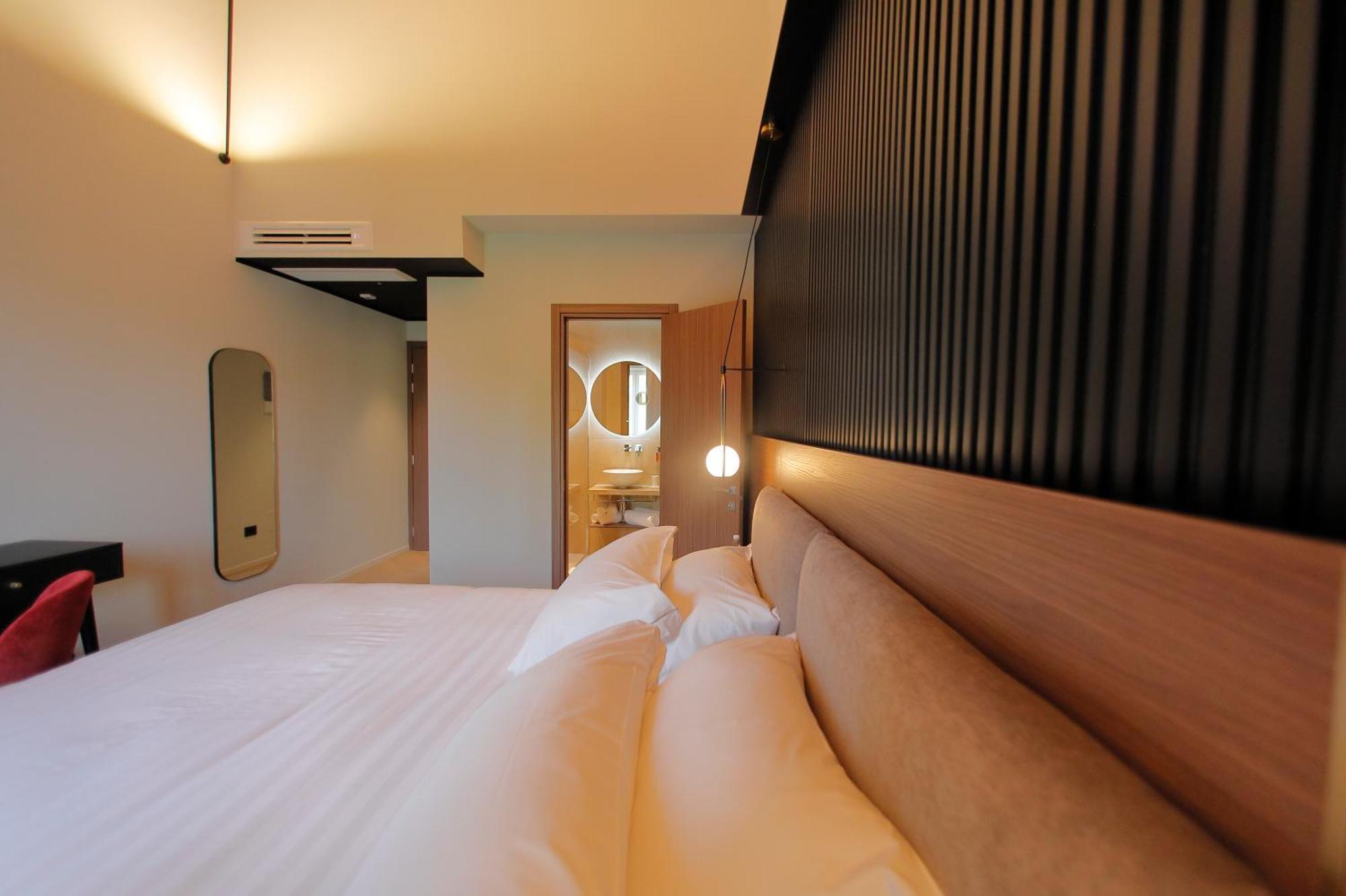 Hotel Namia By Dori Bardolino Ngoại thất bức ảnh